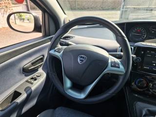 LANCIA Ypsilon usata 8