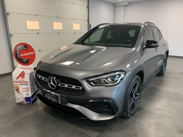 MERCEDES-BENZ GLA 200 usata, con Hill holder
