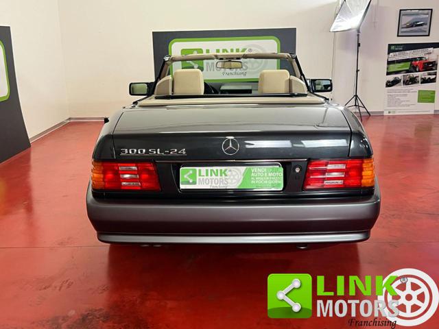 MERCEDES-BENZ SL 300 usata, con Chiusura centralizzata telecomandata