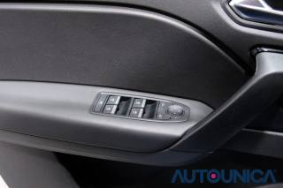 RENAULT Captur usata, con Telecamera per parcheggio assistito