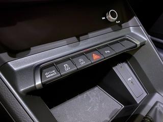 AUDI Q3 usata, con Airbag testa