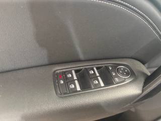 RENAULT Captur usata, con Specchietti laterali elettrici