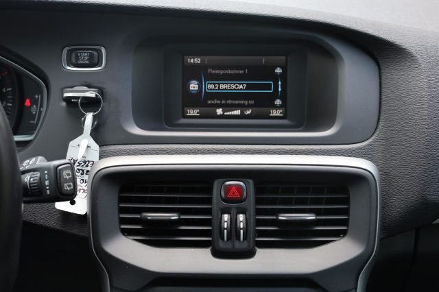 VOLVO V40 usata, con Specchietti laterali elettrici