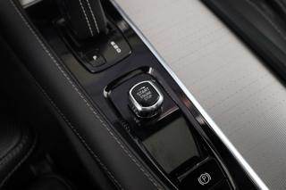 VOLVO XC90 usata, con Sistema di navigazione
