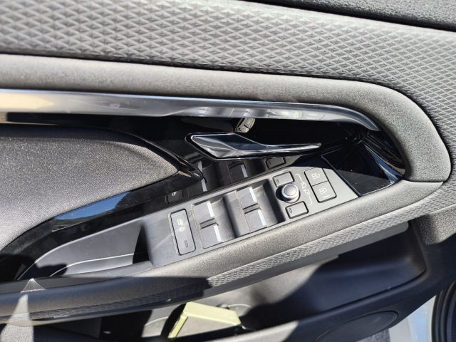 LAND ROVER Range Rover Evoque usata, con Regolazione elettrica sedili