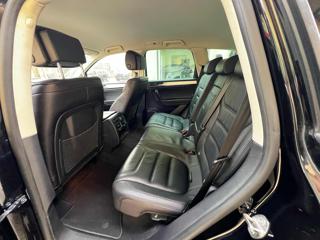 VOLKSWAGEN Touareg usata, con Cruise Control