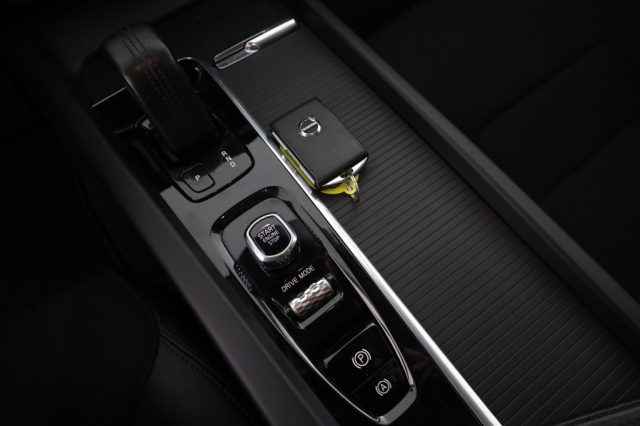 VOLVO XC60 usata 12