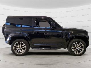 LAND ROVER Defender usata, con Boardcomputer