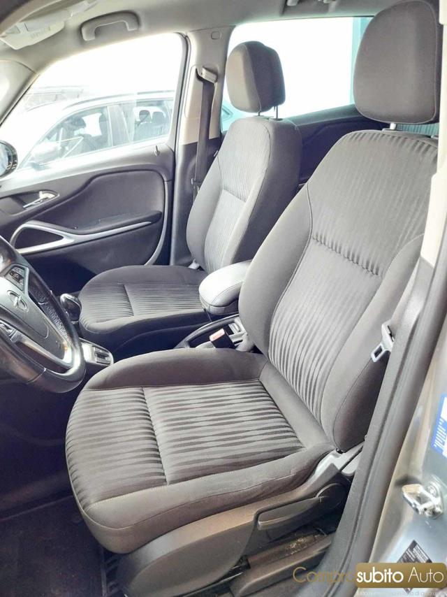 OPEL Zafira Tourer usata 19