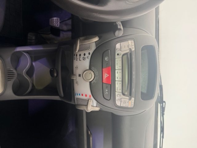 PEUGEOT 107 usata 8