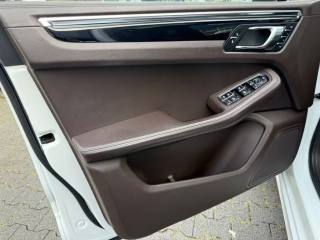 PORSCHE Macan usata, con Controllo automatico clima