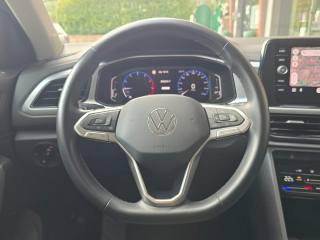 VOLKSWAGEN T-Roc usata 32