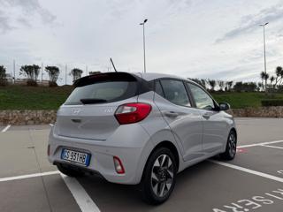 HYUNDAI i10 usata, con Schermo multifunzione interamente digitale