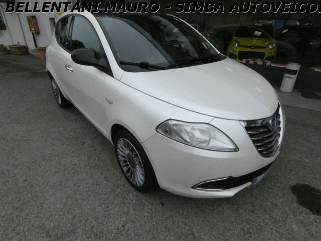LANCIA Ypsilon usata 8