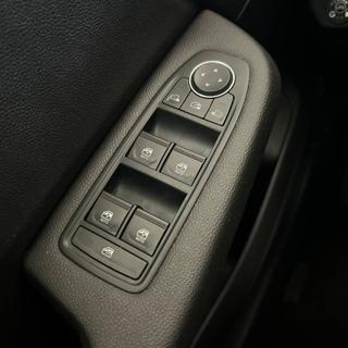 RENAULT Clio usata, con Specchietti laterali elettrici