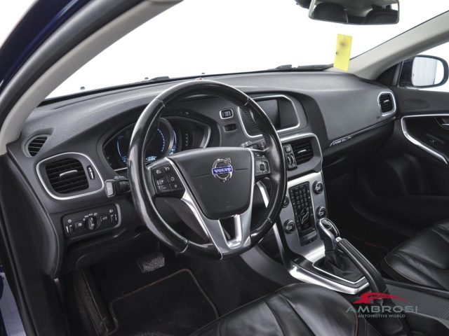 VOLVO V40 Cross Country usata 7