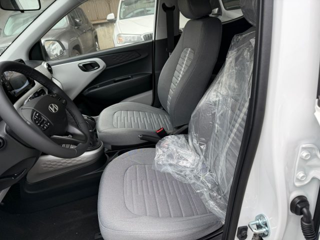 HYUNDAI i10 usata, con Telecamera per parcheggio assistito