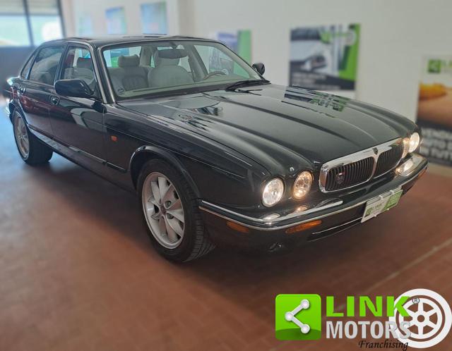 JAGUAR XJ usata, con Alzacristalli elettrici