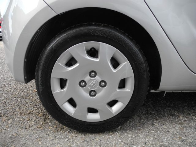 HYUNDAI i20 usata, con USB