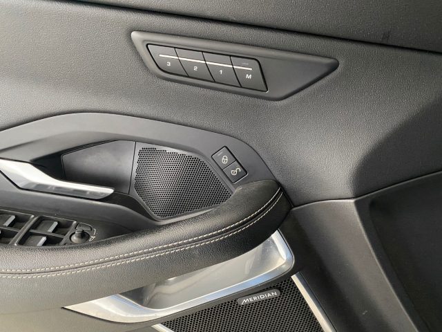JAGUAR E-Pace usata, con Climatizzatore