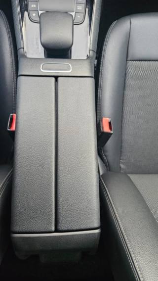 MERCEDES-BENZ GLA 200 usata, con Sensore di pioggia