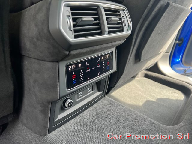 LAMBORGHINI Urus usata, con Sistema di navigazione