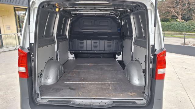 MERCEDES-BENZ Vito usata, con Alzacristalli elettrici