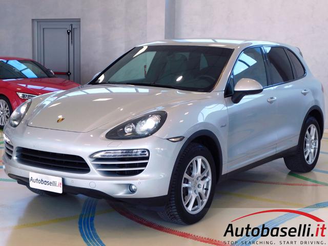 PORSCHE Cayenne usata, con Specchietti laterali elettrici