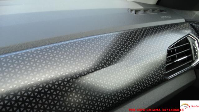 VOLKSWAGEN T-Cross usata 87