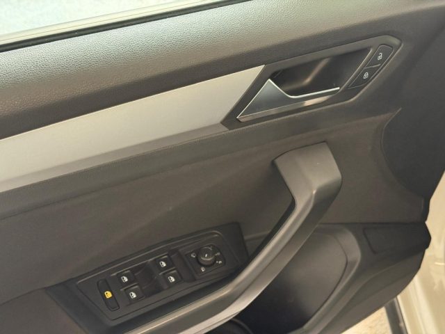 VOLKSWAGEN T-Roc usata, con Bracciolo