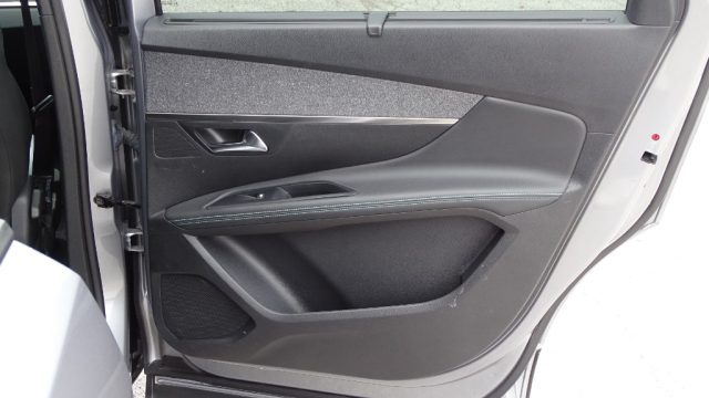PEUGEOT 5008 usata 54