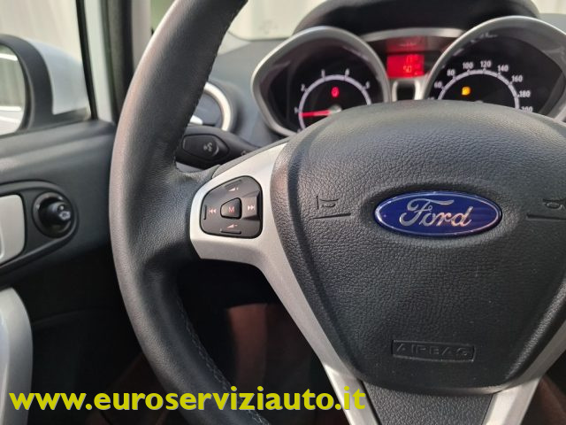 FORD Fiesta usata, con Chiusura centralizzata senza chiave