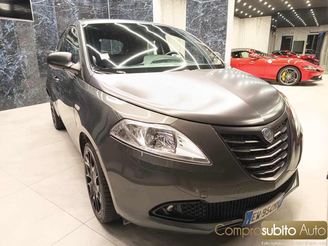LANCIA Ypsilon usata, con Airbag