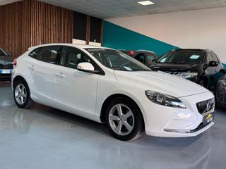 VOLVO V40 usata, con Alzacristalli elettrici