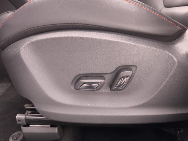 MG ZS usata, con USB
