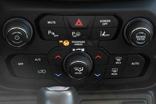 JEEP Renegade usata, con Sedile posteriore sdoppiato