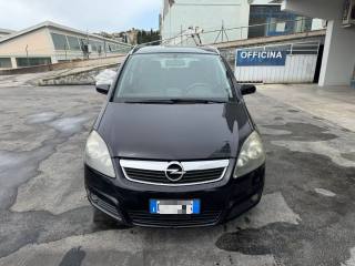 OPEL Zafira usata, con Airbag
