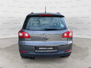 VOLKSWAGEN Tiguan usata, con Autoradio