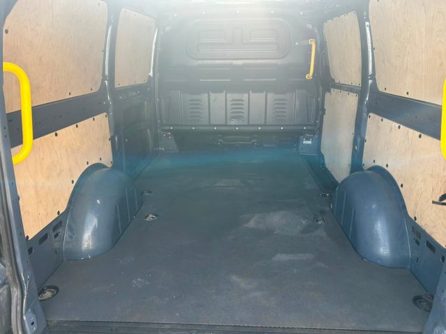 MERCEDES-BENZ Vito usata, con Climatizzatore