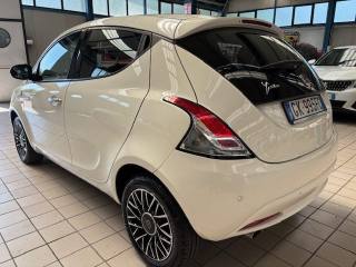 LANCIA Ypsilon usata, con Autoradio