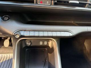 JEEP Avenger usata 23
