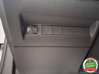 PEUGEOT 2008 usata, con Interni in pelle