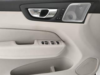 VOLVO XC60 usata, con Controllo automatico clima