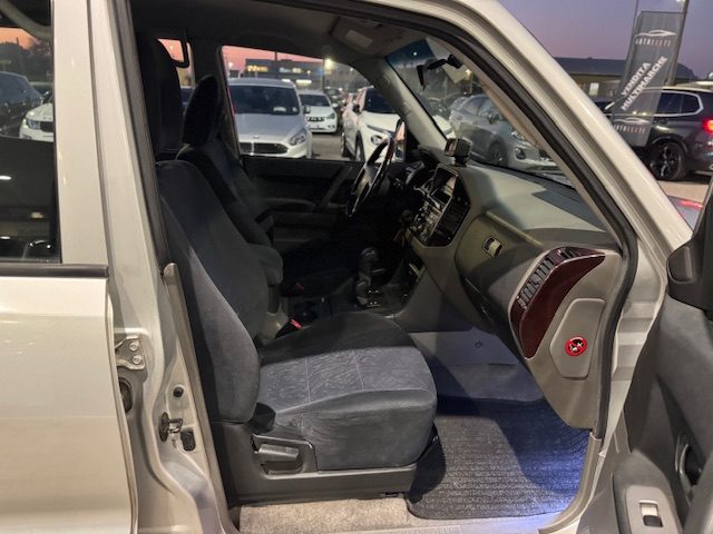 MITSUBISHI Pajero usata, con Controllo trazione