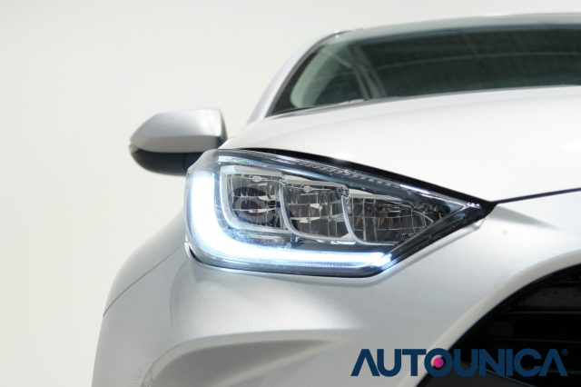 TOYOTA Yaris usata, con ESP