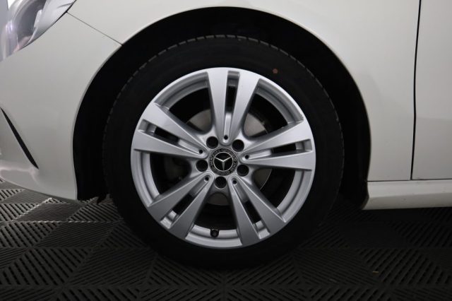 MERCEDES-BENZ A 180 usata 6
