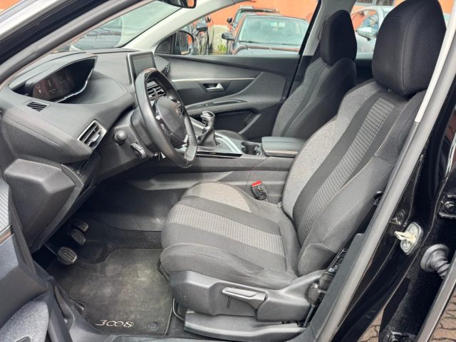 PEUGEOT 3008 usata, con Climatizzatore