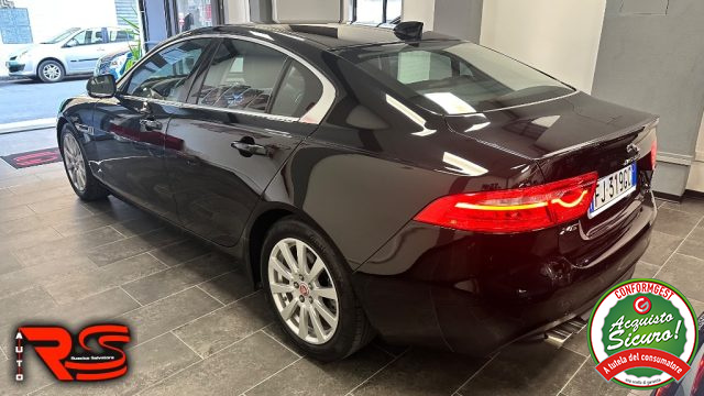 JAGUAR XE usata, con Cerchi in lega