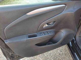 OPEL Corsa usata, con Touch screen
