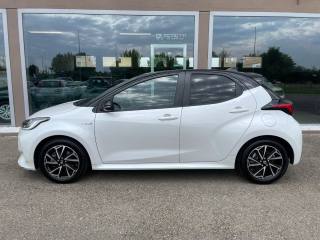 TOYOTA Yaris 1.5 Hybrid 5 porte Lounge